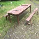 Table farm old spindle feet