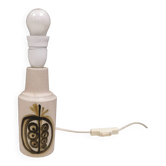 Petite lampe de table en grès de la marque danoise Okola, années 1980.