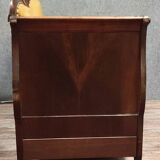 Canapé ancien en noyer massif d'époque Louis Philippe