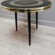 Table d'appoint tripode pieds compas avec plateau et vitrine en verre, vintage