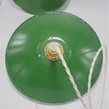 Trio of suspensions in enamelled sheet metal