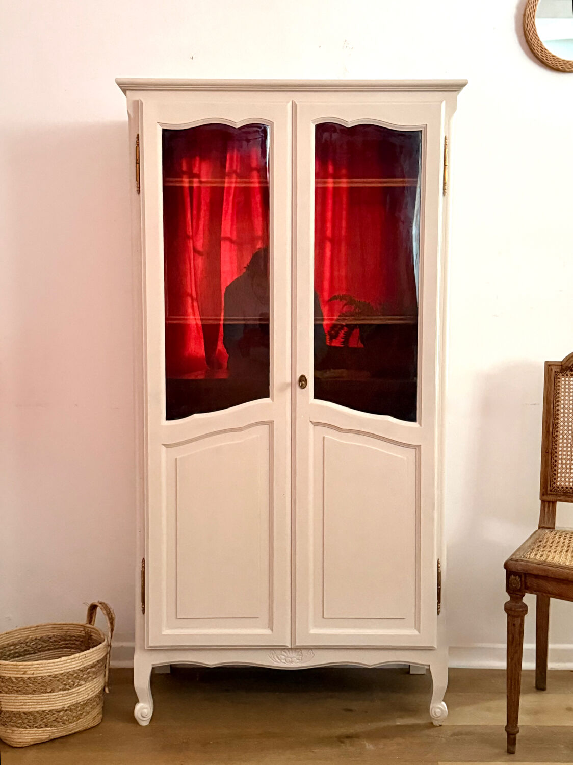 Small display cabinet bookshelf