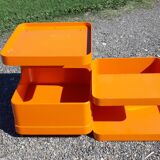 Modulable vintage furniture