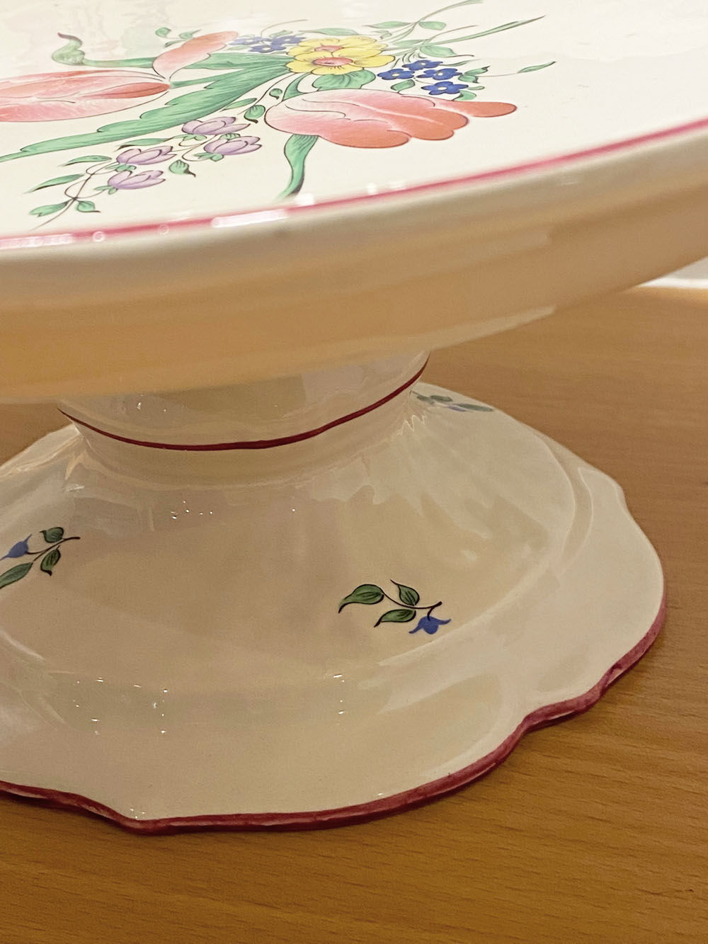 Standing cup, Luneville earthenware