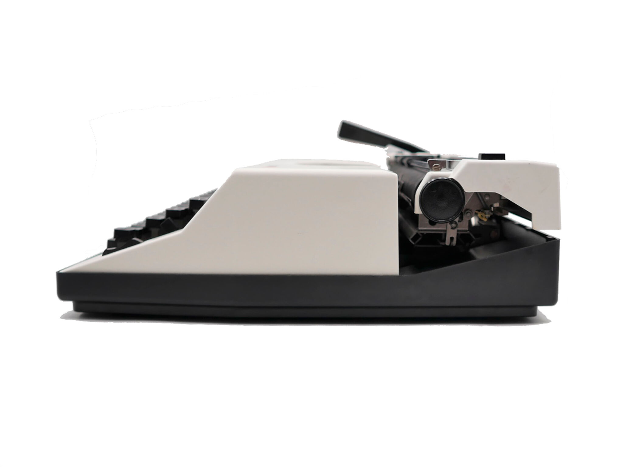 Typewriter Olympia Alphamatic 33 white revised ribbon new 1980