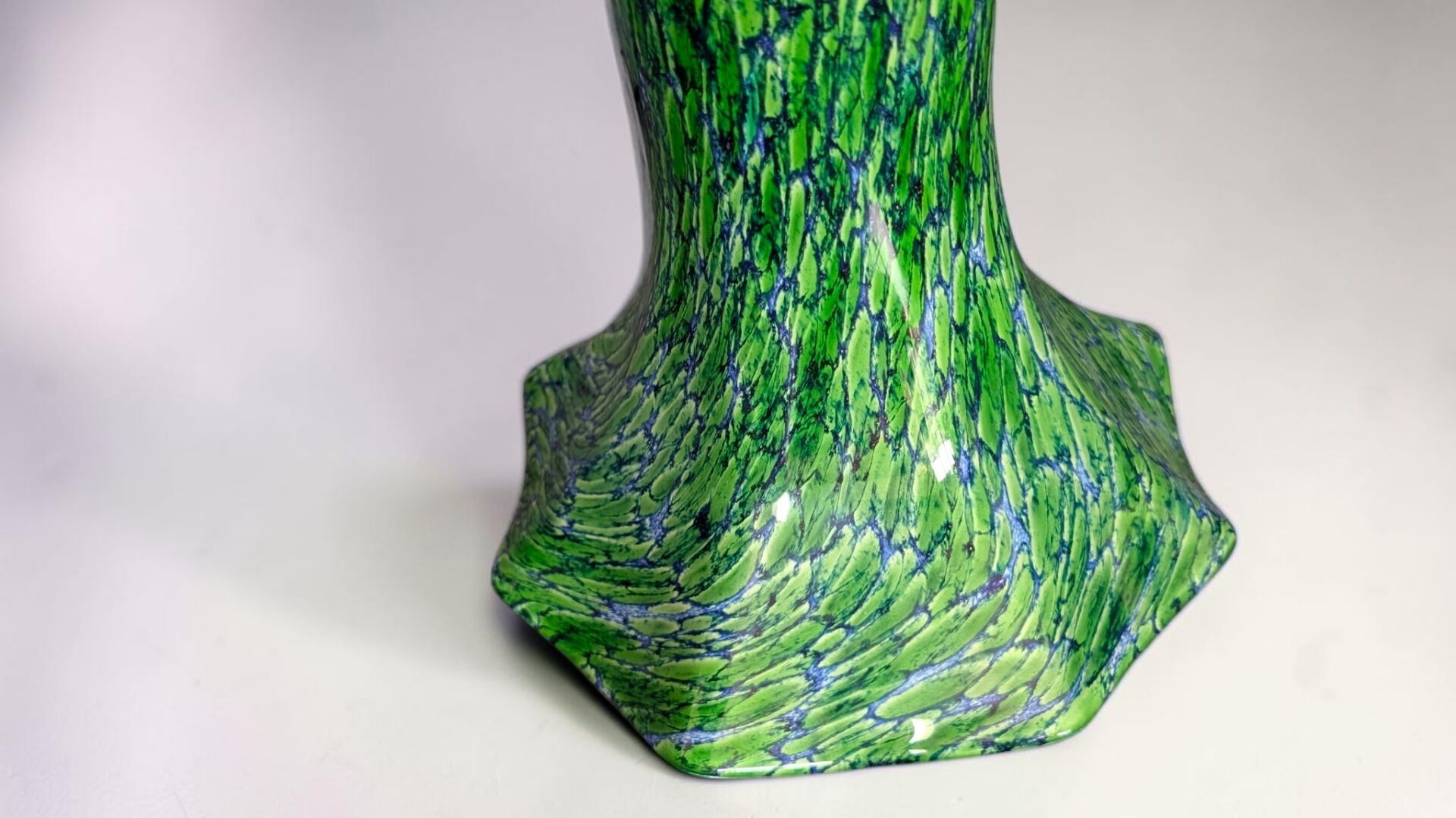 Grand vase en verre soufflé style La Rochère – 30 cm