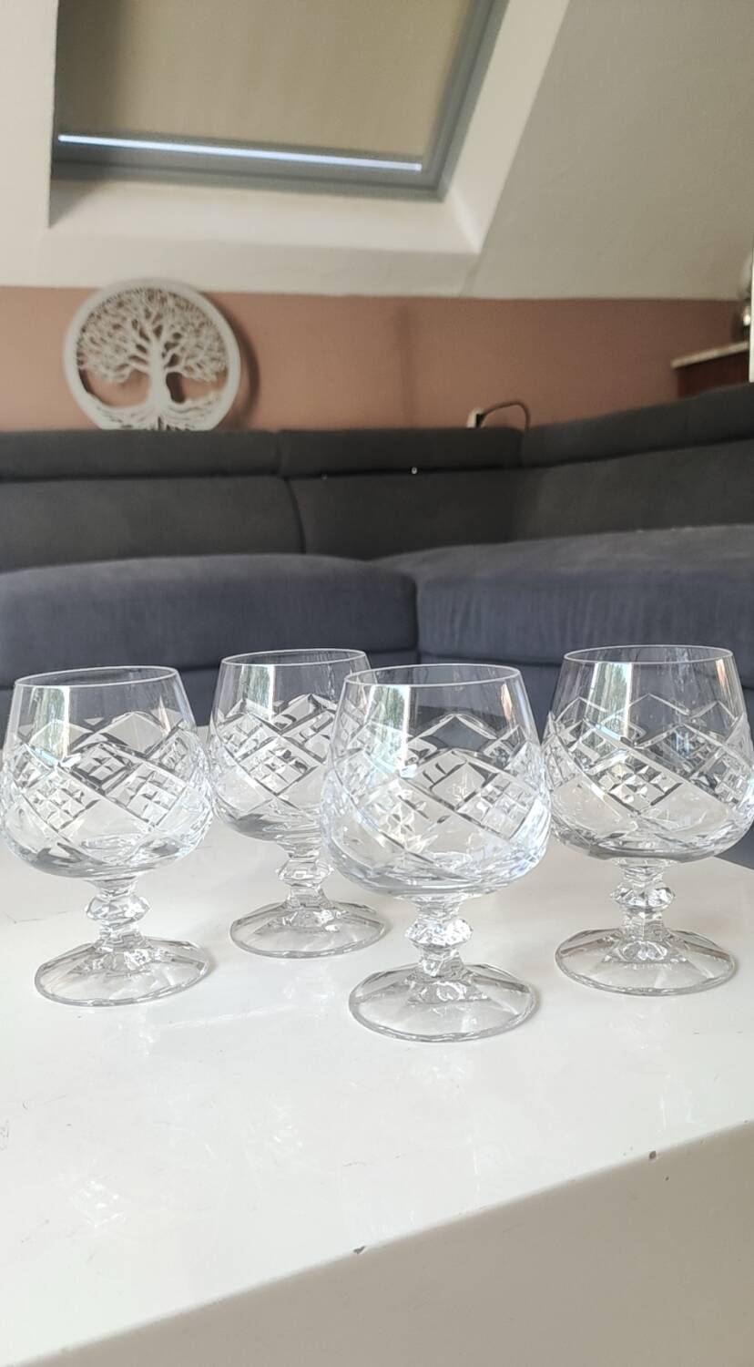 Lot of 6 x Cognac/Brandy glasses. Cut Bohemian crystal. Boho chic.
