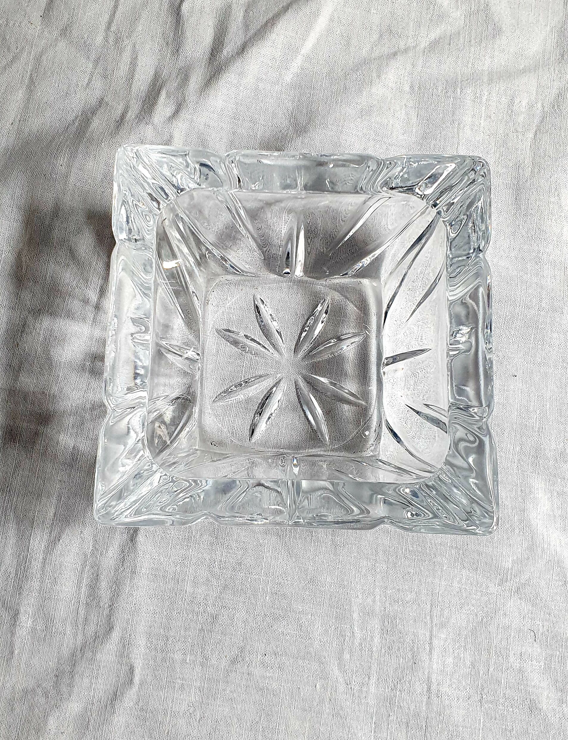 Chiseled crystal ashtray