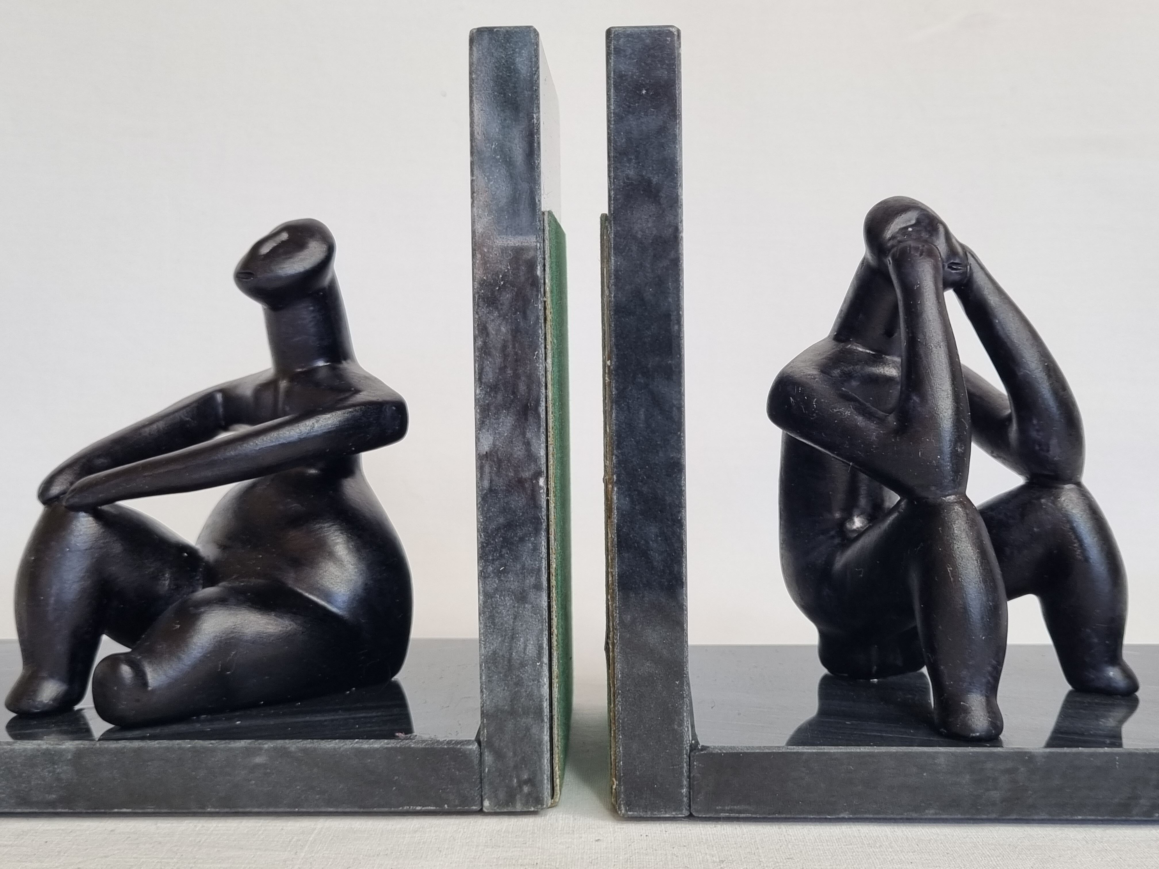 Pair of bookends the thinker and the seated lady, 15 cm