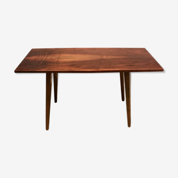 Vintage 60 walnut-plated Jitona coffee table