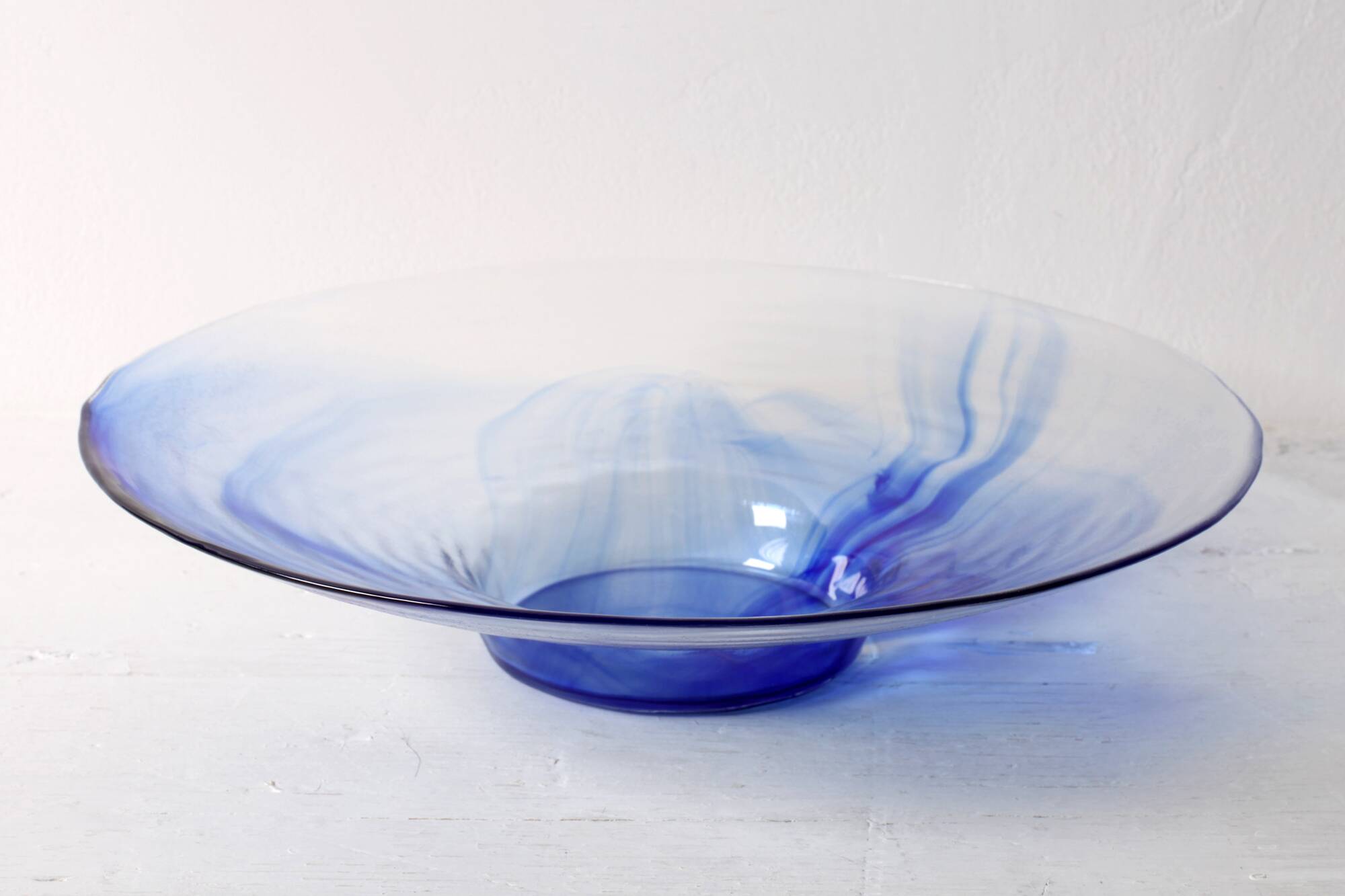 Vintage Blue Swirl Glass Fruit Bowl / Bormioli Rocco / Italy / 1990s