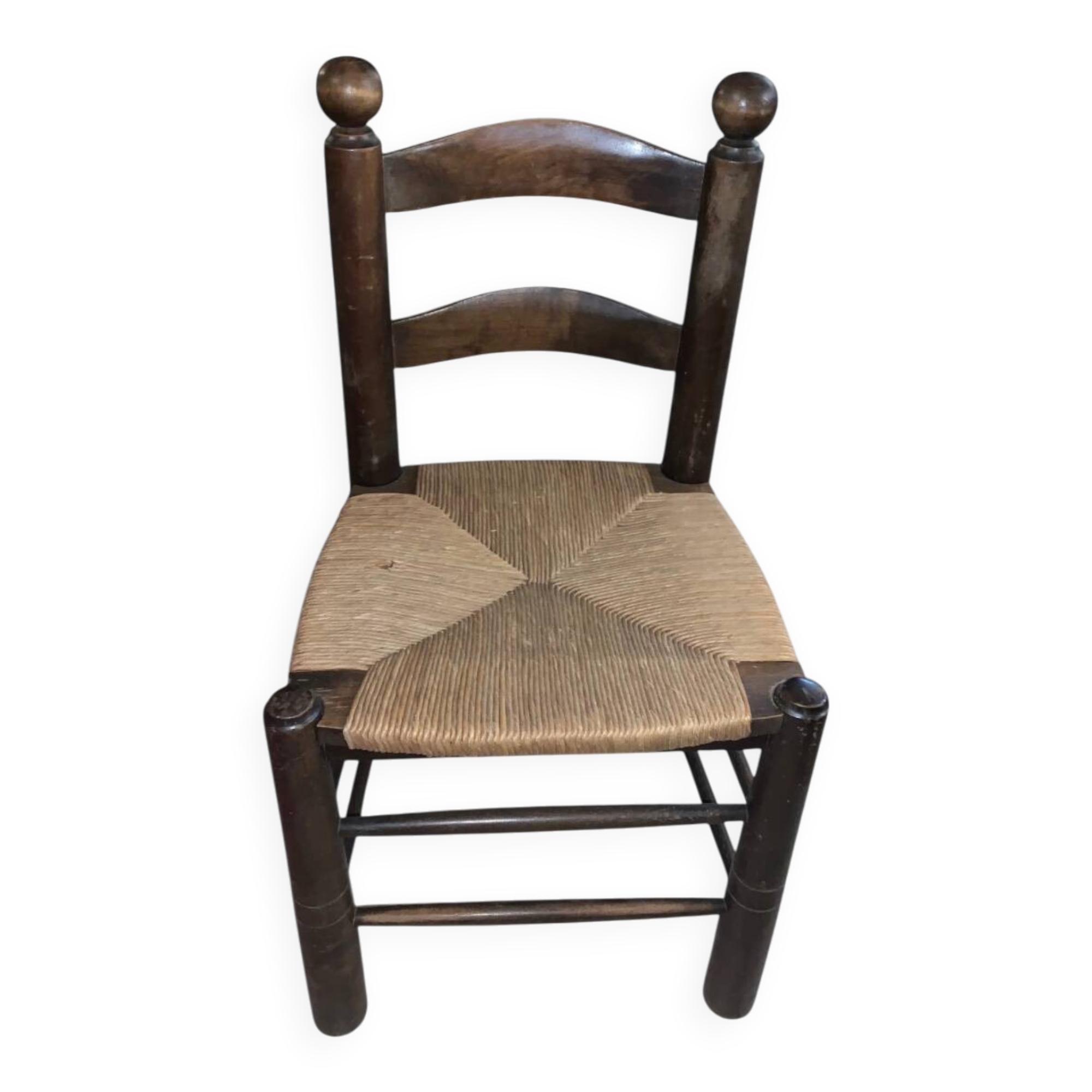 Vintage chair with a crafted backrest – Straw seat – Brocante decoration