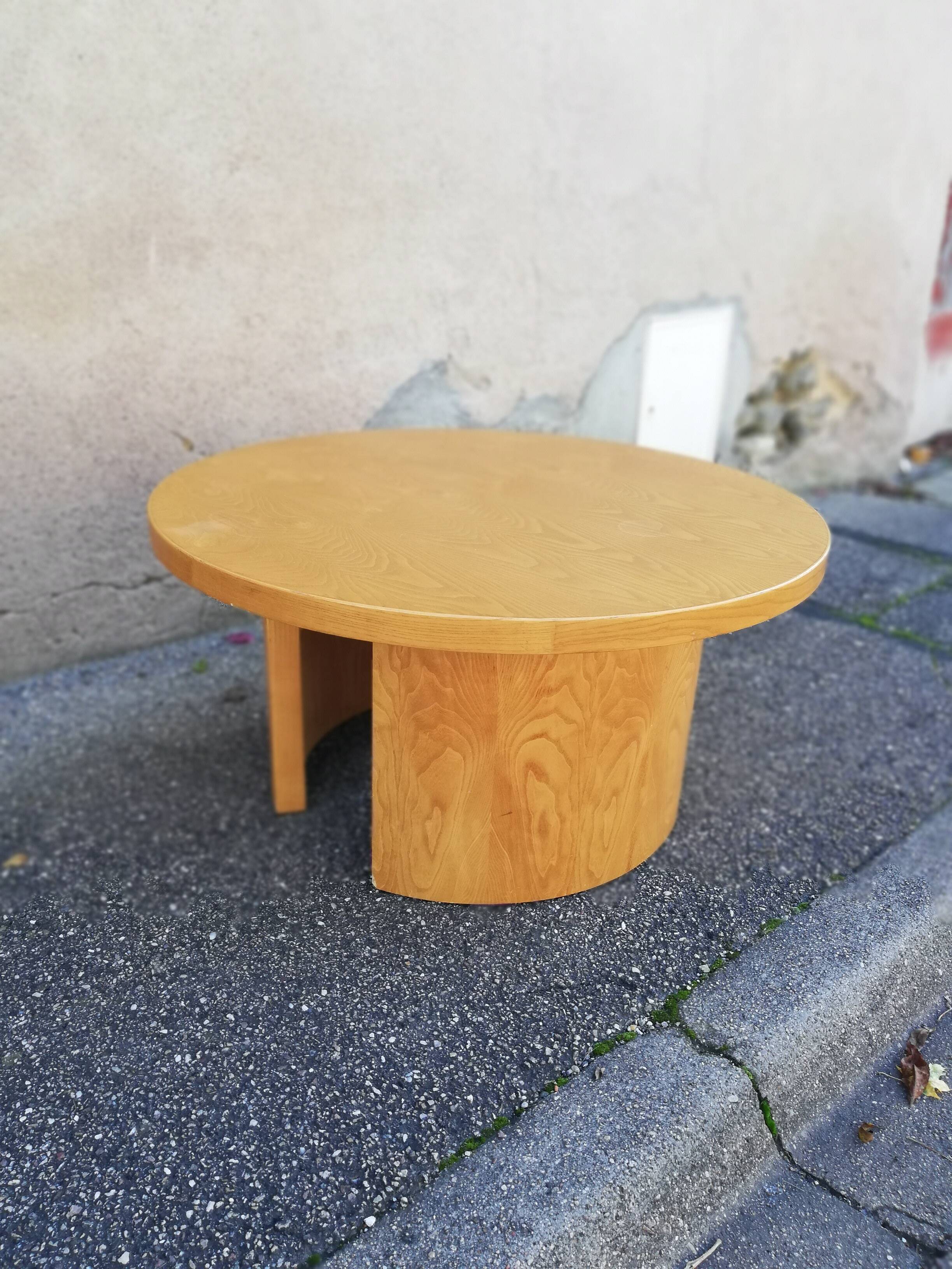 Vintage coffee table round light wood