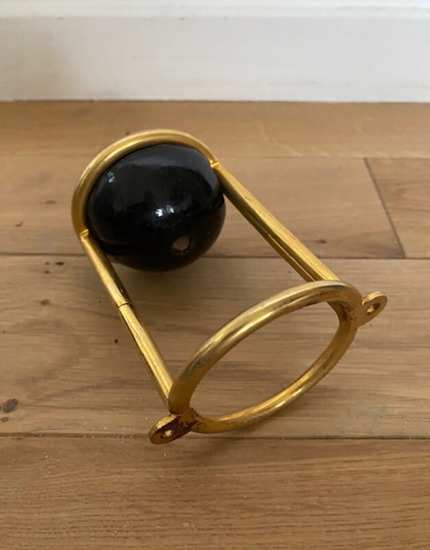 Black ball hook