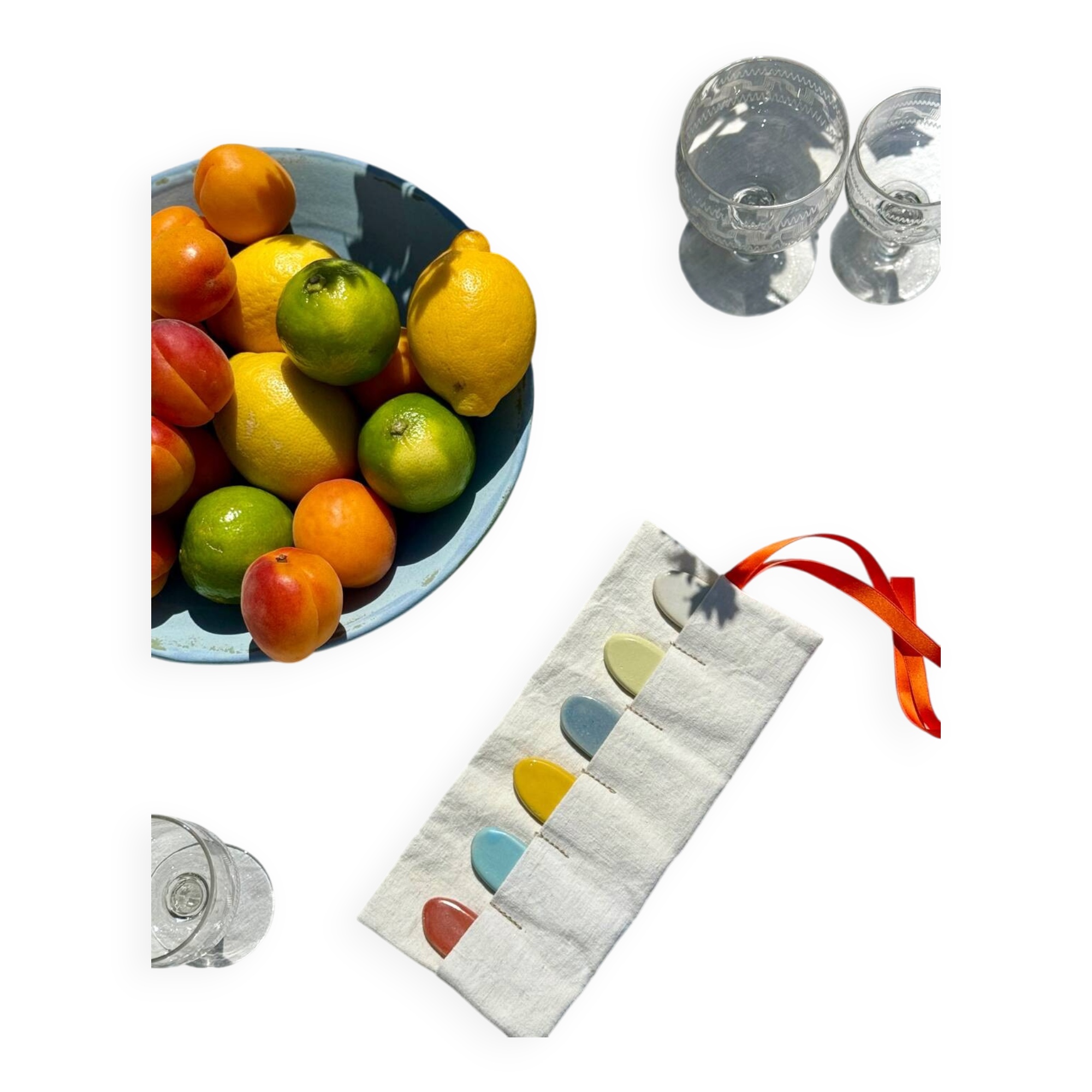 Set of 6 stoneware knife holders