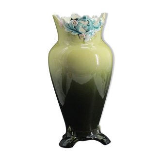 Slip vase