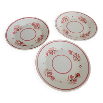 Lot de 3 petites assiettes en porcelaine opaque