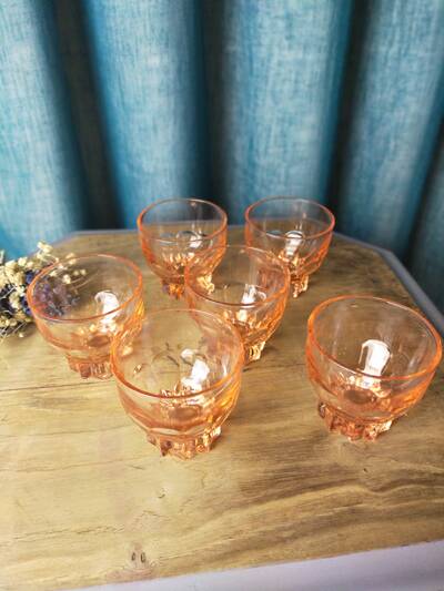 Lot de 27 Verres rosaline Art Déco