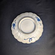 Imari porcelain plate with Japanese-style floral decoration, late 19th century