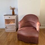 Toad chair