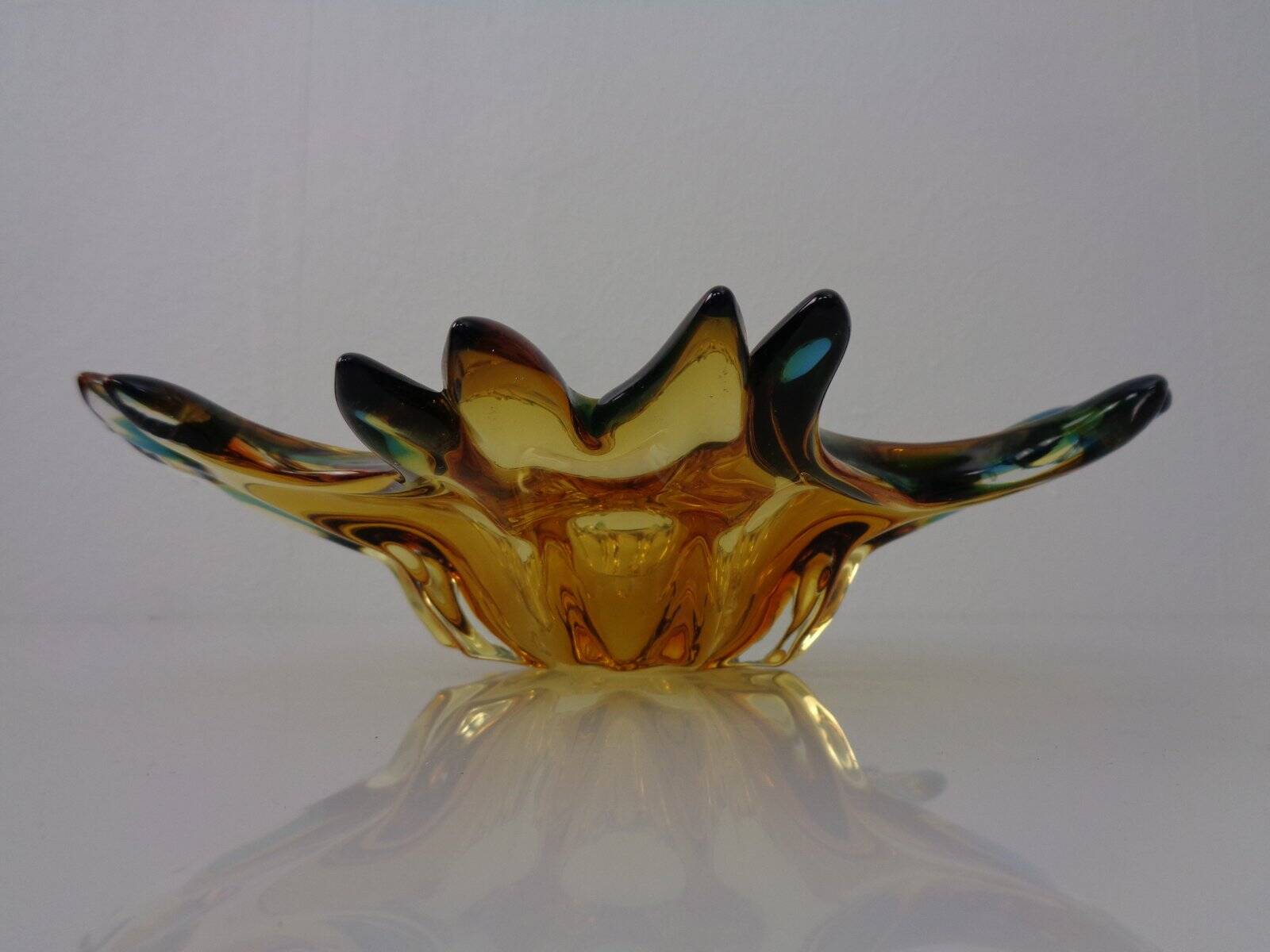 Sommerso Murano Glass Bowl, Italy, 1960s