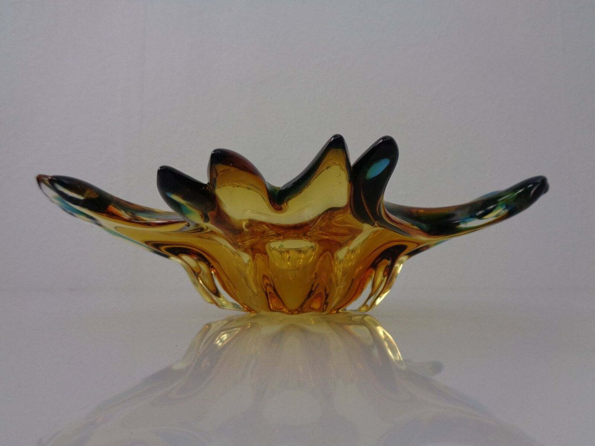Sommerso Murano Glass Bowl, Italy, 1960s