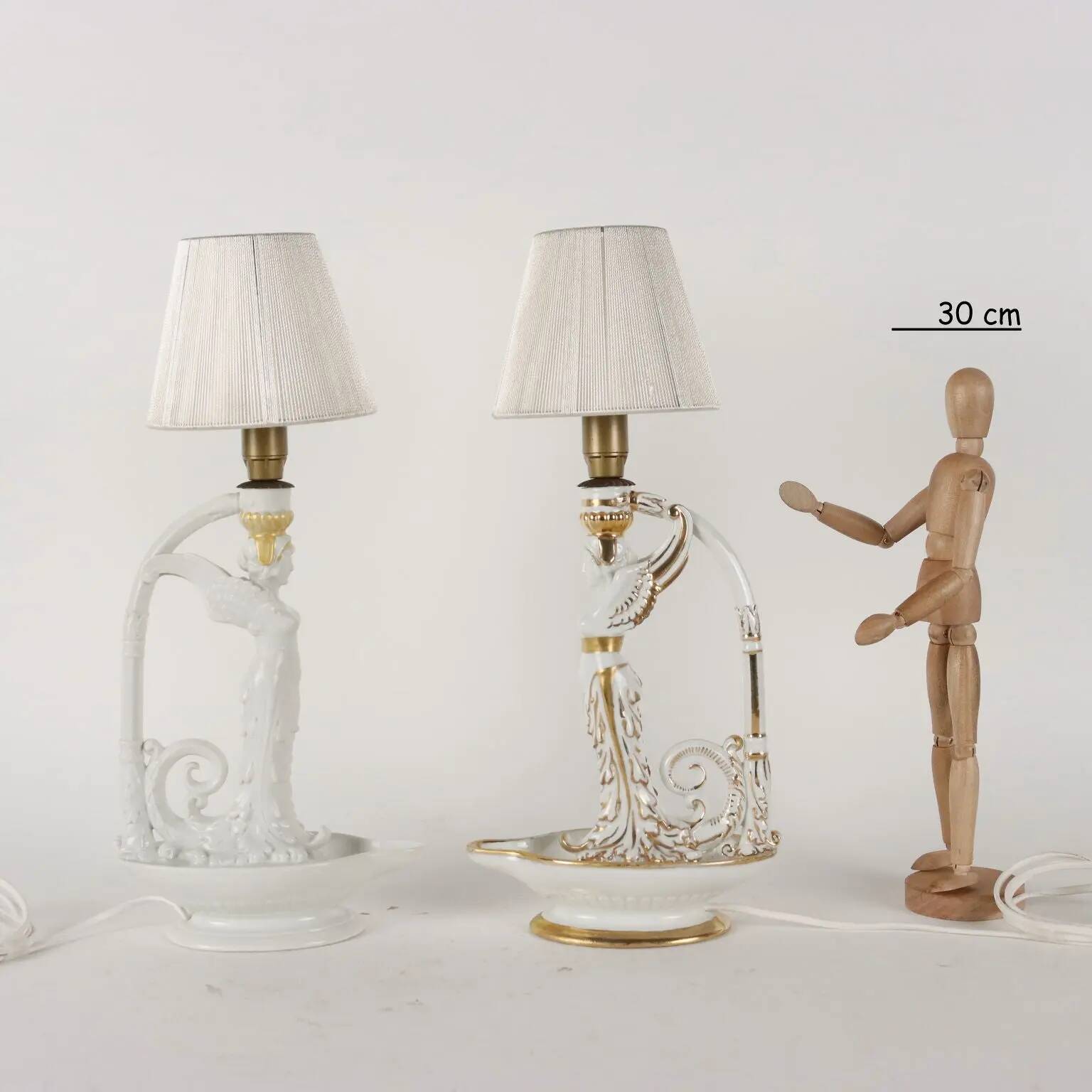 Pair of neoclassical style lamps in porcelain, Italy, 20th century