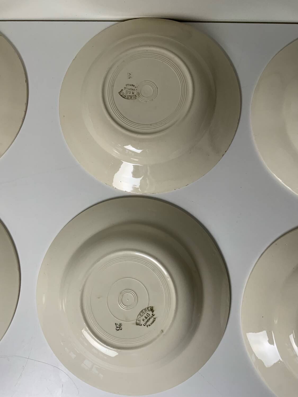 Iron earth soup plates