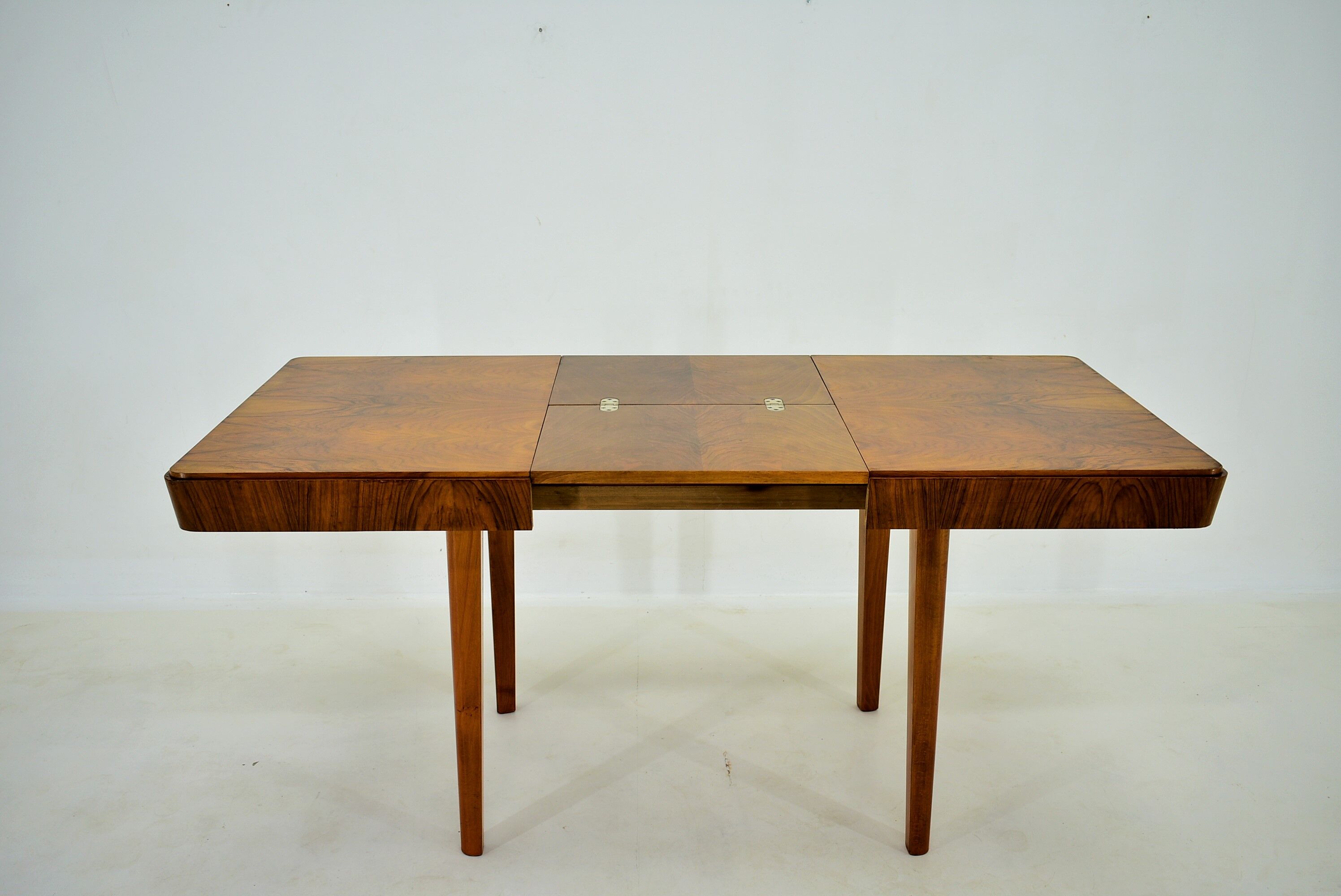 Table à manger extensible Jindřich Halabala pour UP Zavody, années 1950