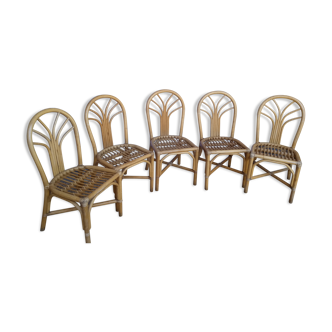 Ensemble de quatre chaises en rotin