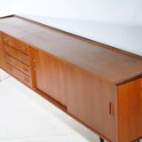 Enfilade design en teck par Musterring datant des années 1960