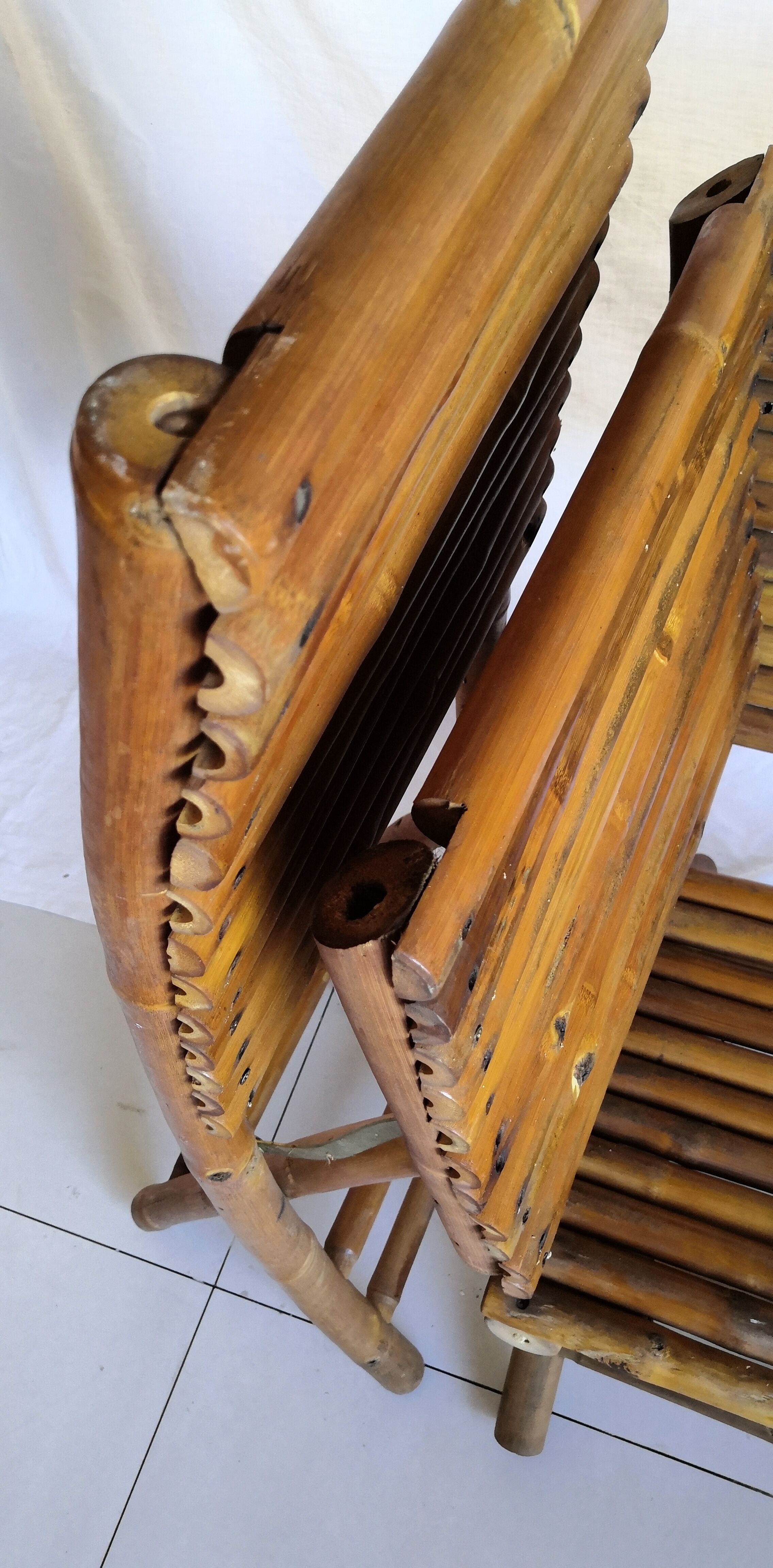 Duo of folding chairs in vintage bamboo 70s