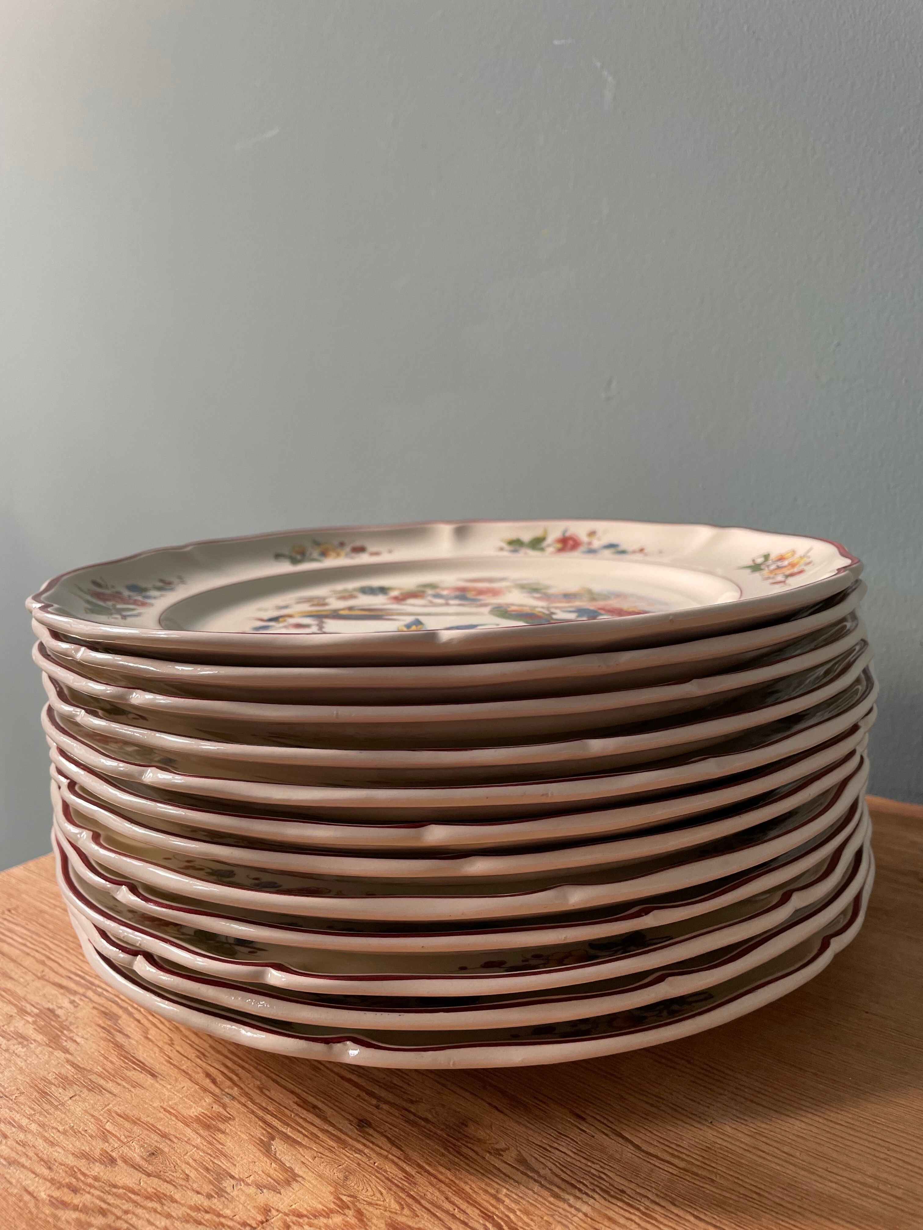Set of 12 flat plates Villeroy and Boch, Phoenix model