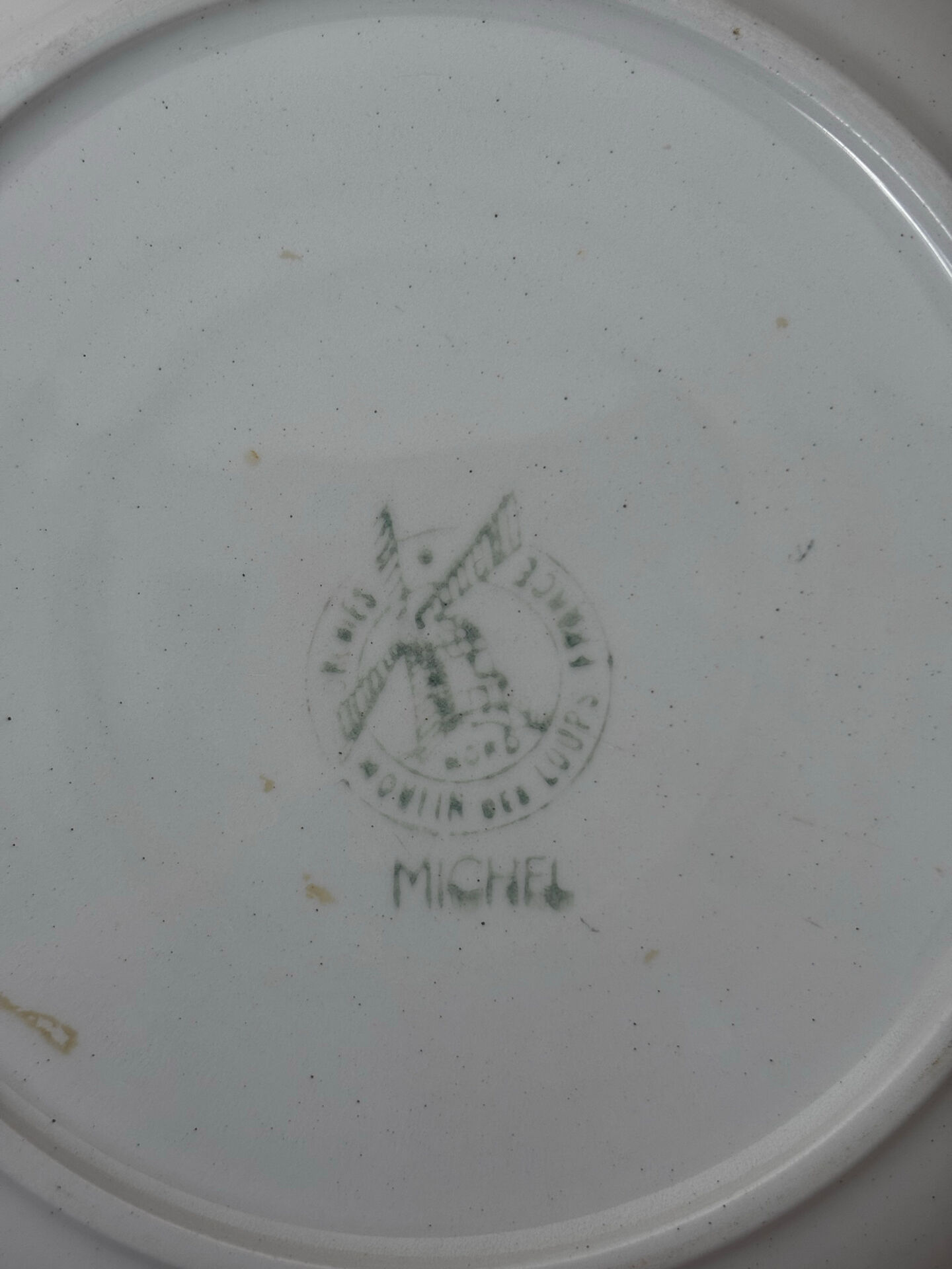 Ancienne assiette creuse Moulin des Loups Michel