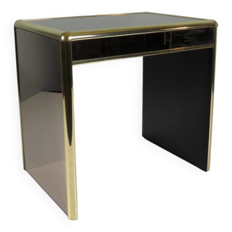 Hollywood Regency style side table or end table.