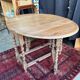 Gateleg table in chestnut wood – English Jacobean style – 1920/40