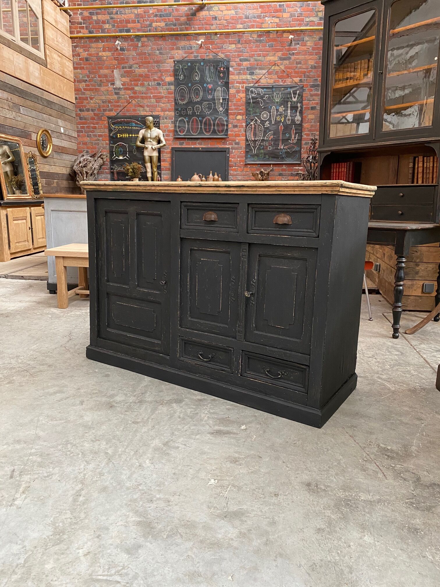 Low furniture early XXth