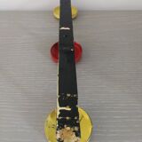 Coat rack with 3 iron balls