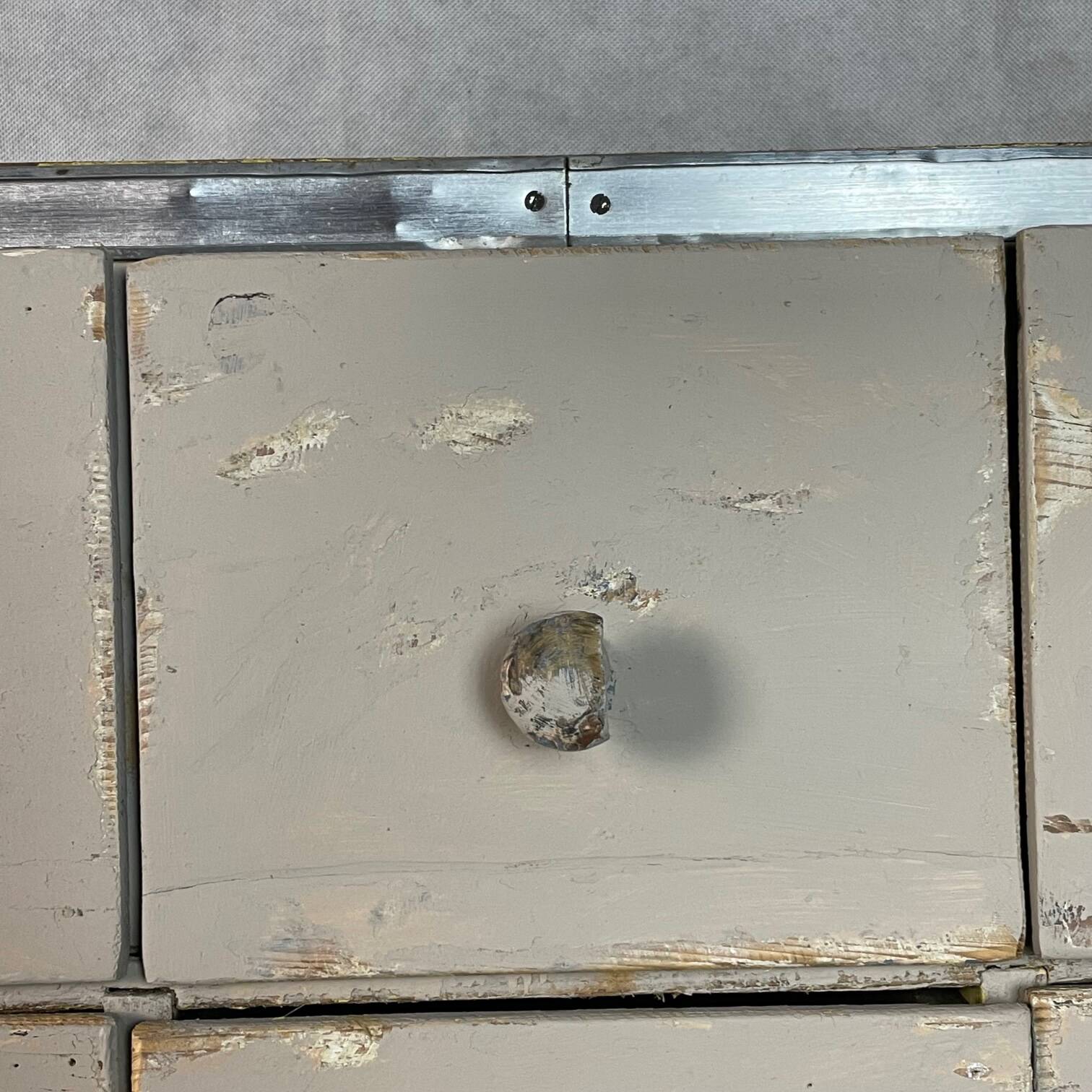 Meuble à 30 tiroirs