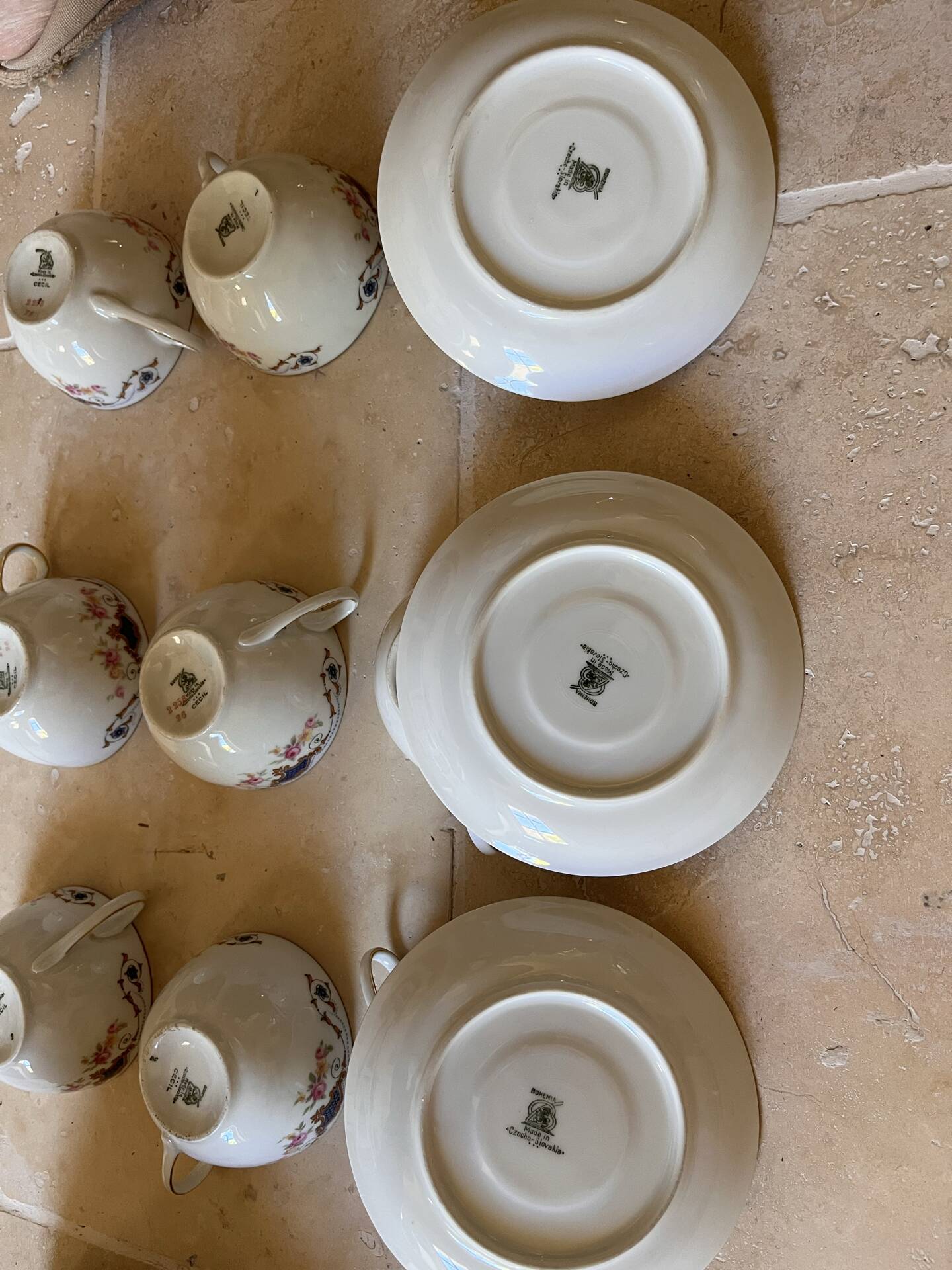 Bohemia coffee service