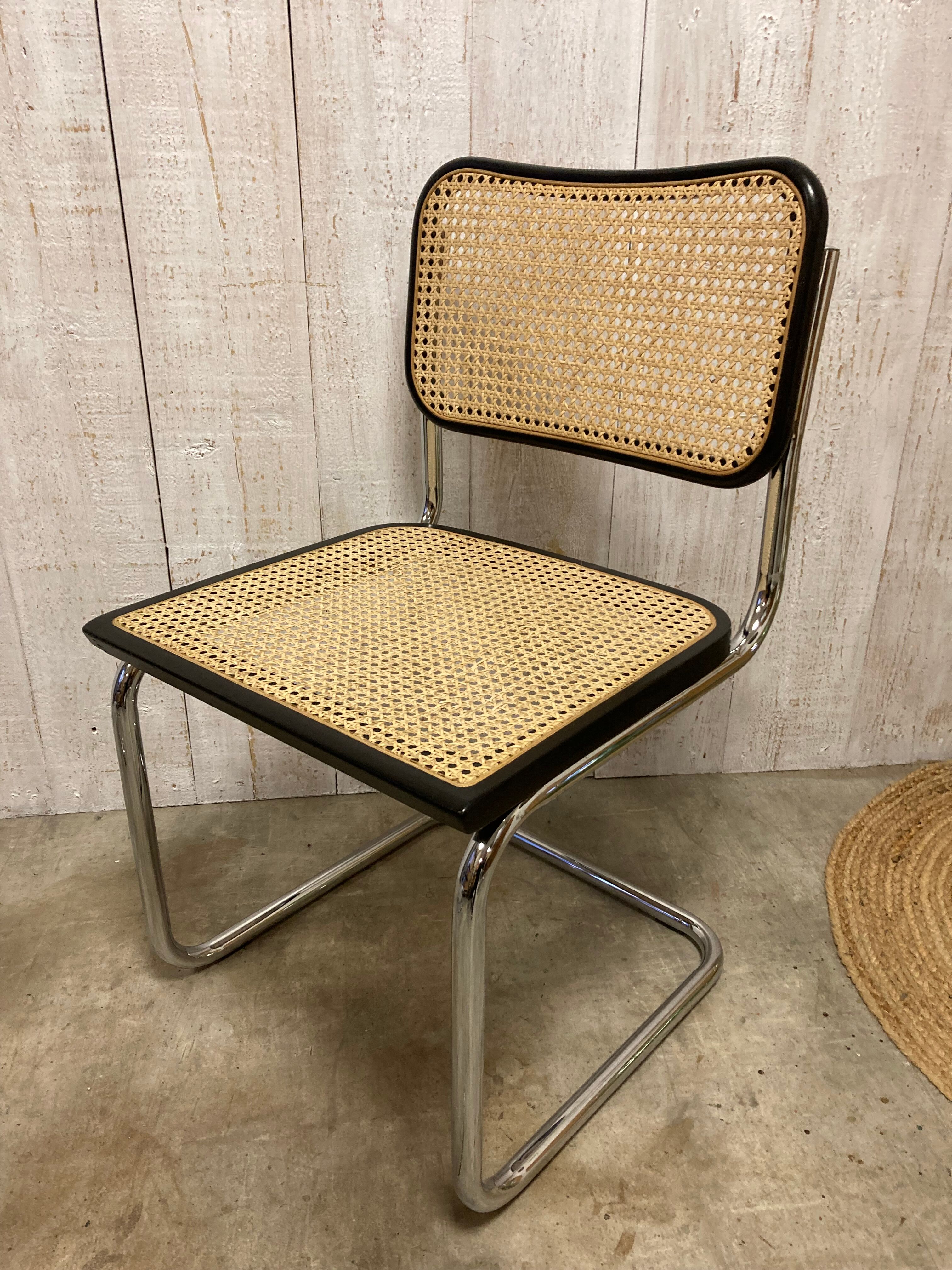 Pair of chairs B32 Breuer
