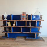 Trapezoidal shelf with solid wood art deco lockers