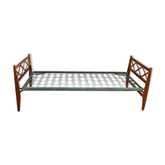 Vintage modernist bed 50 years
