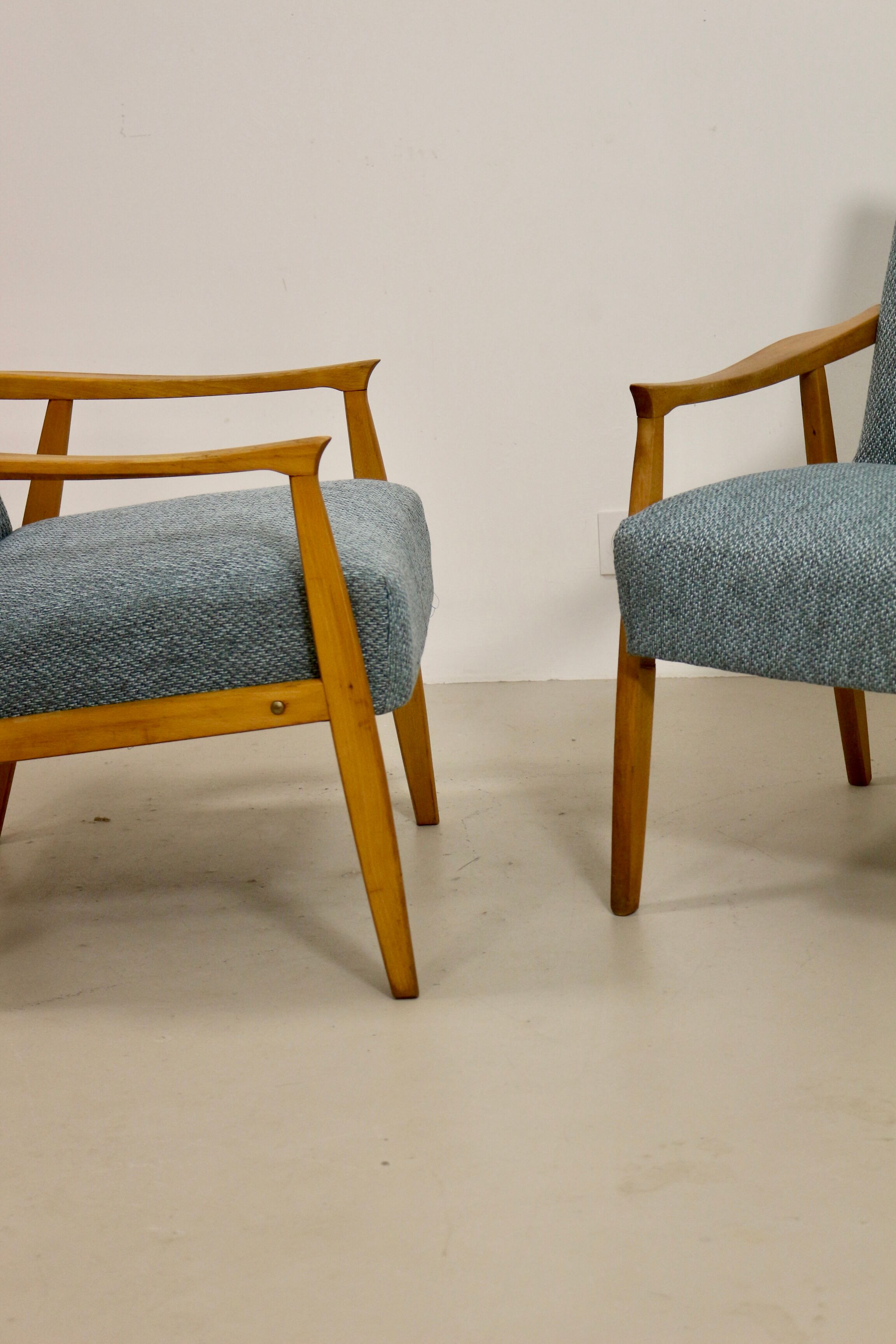 Pair of vintage armchairs in beech year 60