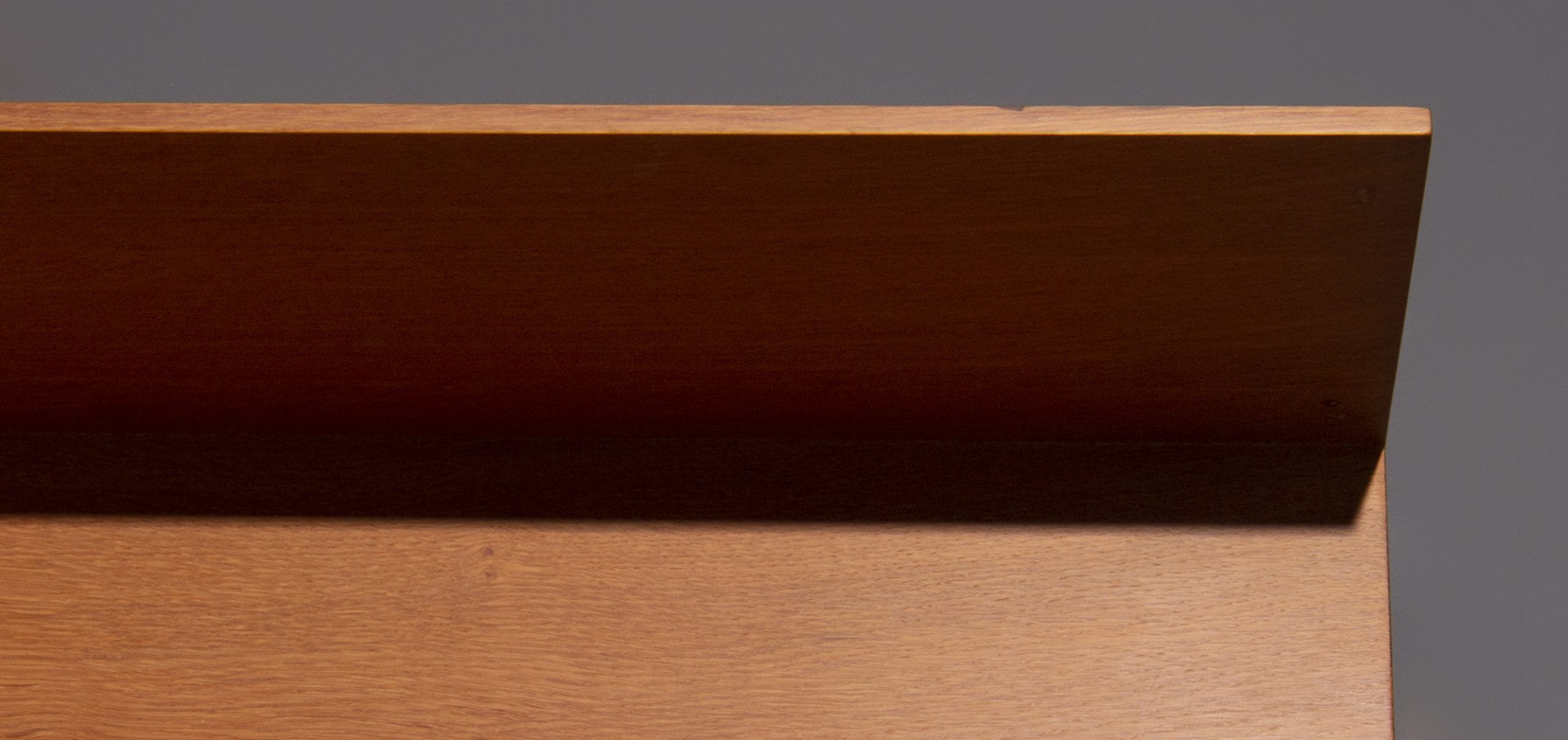 Renz wall shelf in oak width 150 cm wide