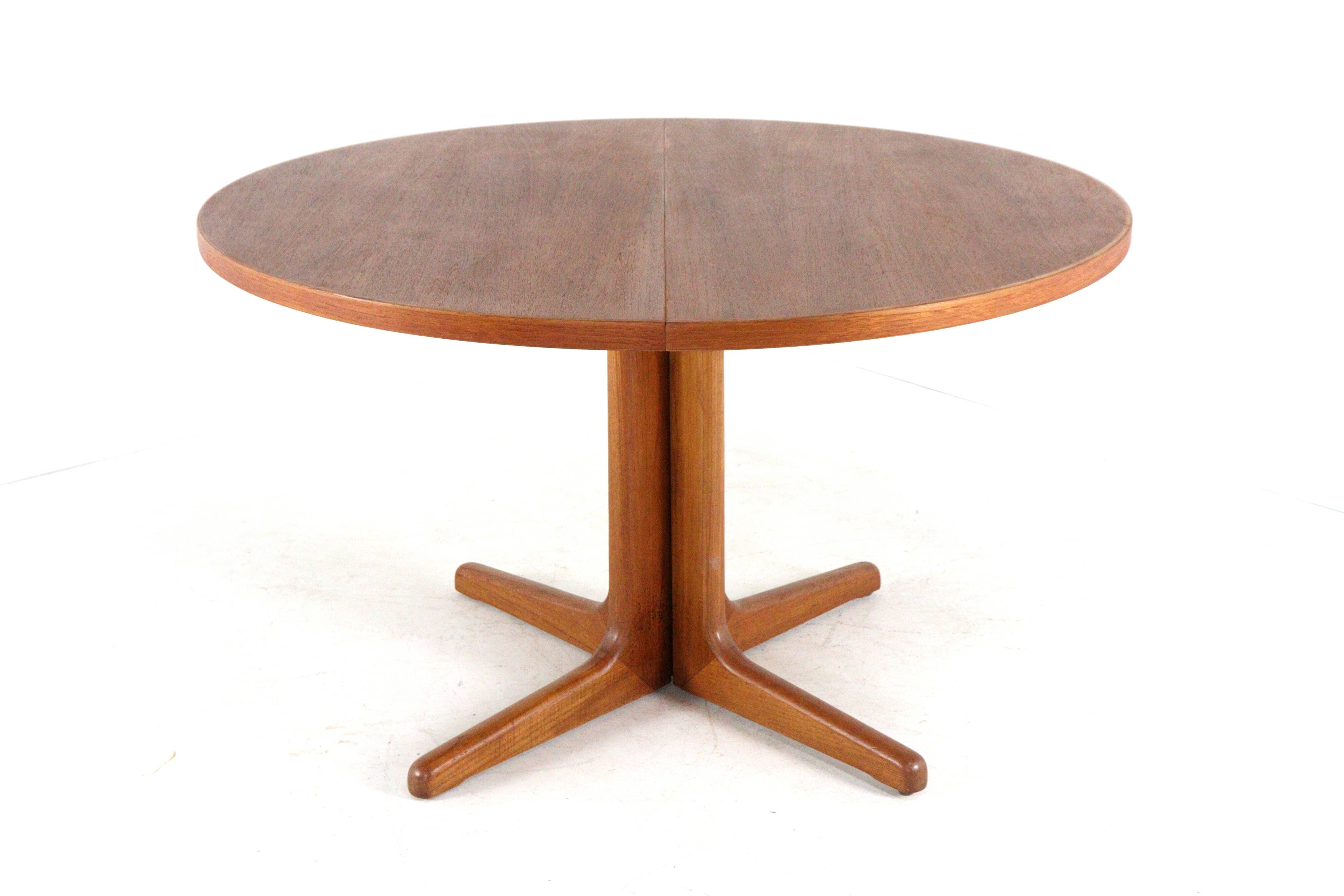 S. Burchardt Nielsen round (2x) extendable dining table danish design teak