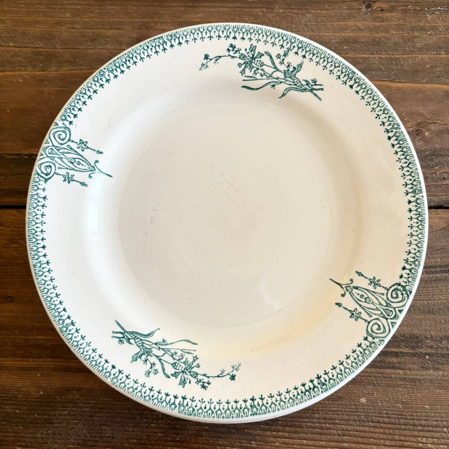 Iron earth dessert plate