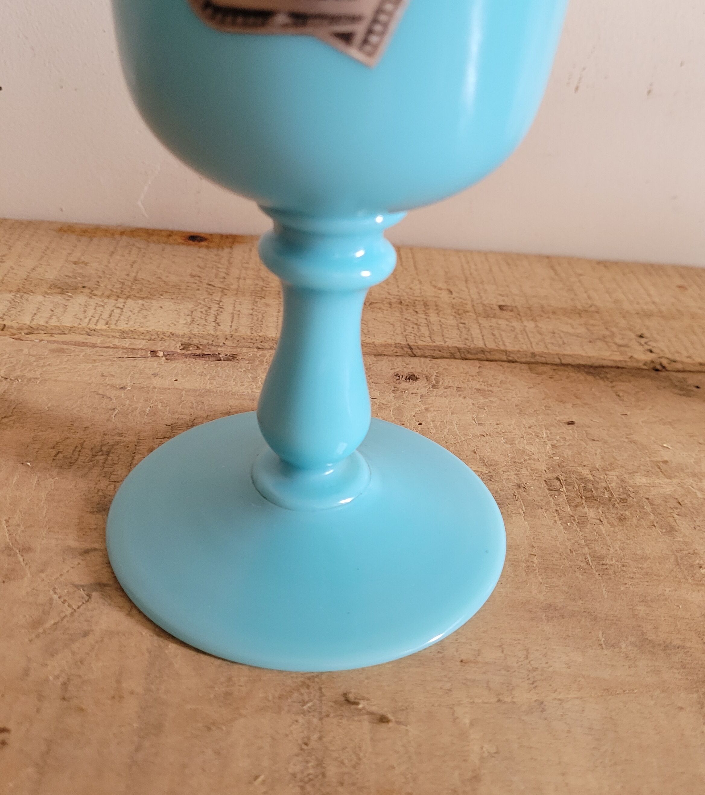 Opaline chalice of Blue Portieux