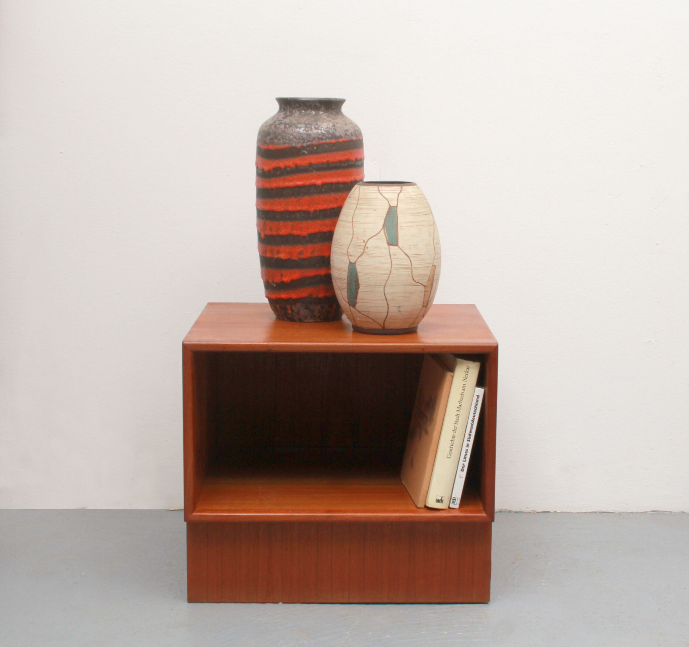 1960s nightstand i teak