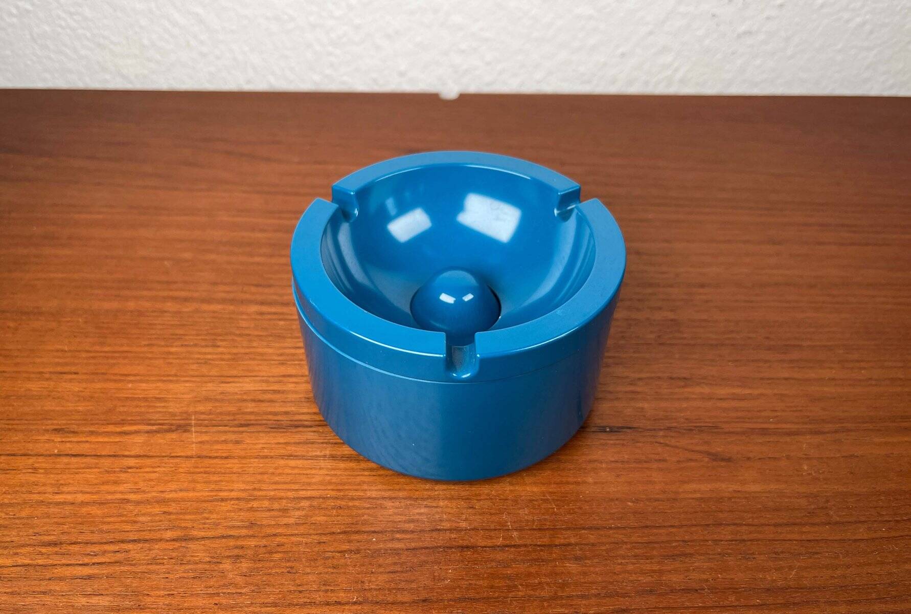 Danish ashtray from the space age and mid-century by Rosti